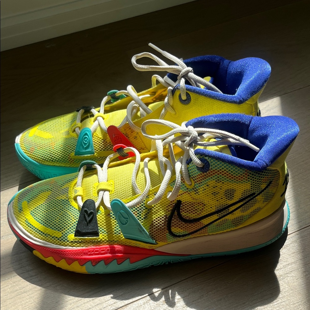 Kyrie 7G5 1 World, 1 People Colorful Kids High-Top Sneakers
